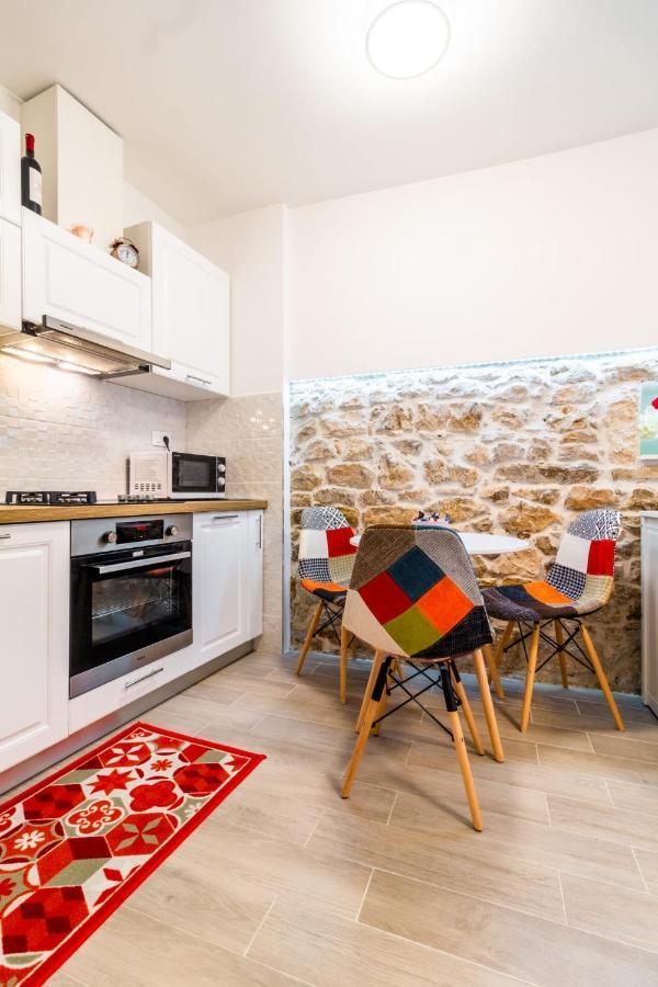Studio Apartman Mirela Kastel Stafilic Kastela Luaran gambar