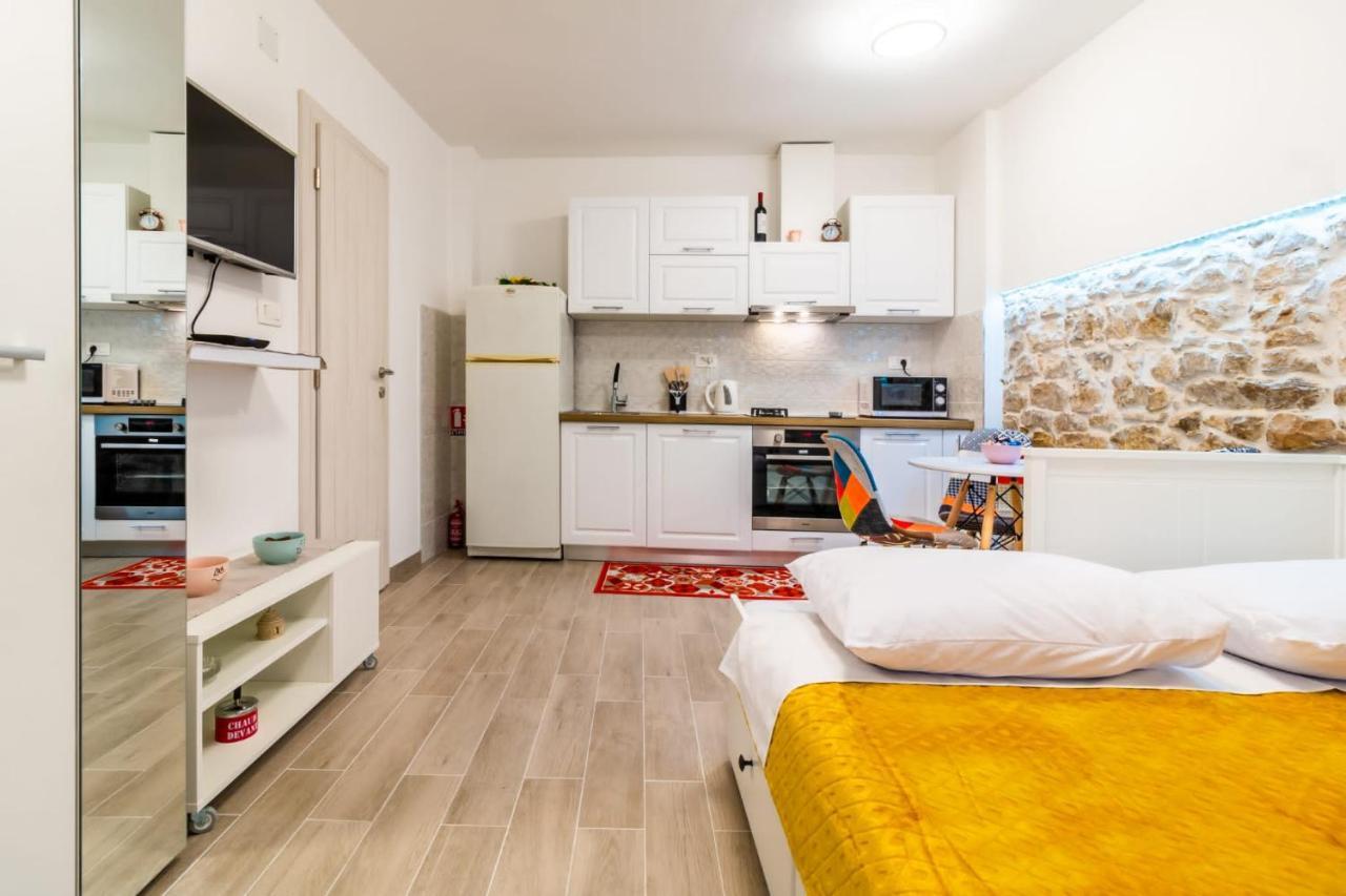 Studio Apartman Mirela Kastel Stafilic Kastela Luaran gambar