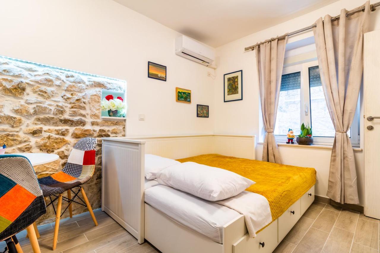 Studio Apartman Mirela Kastel Stafilic Kastela Luaran gambar